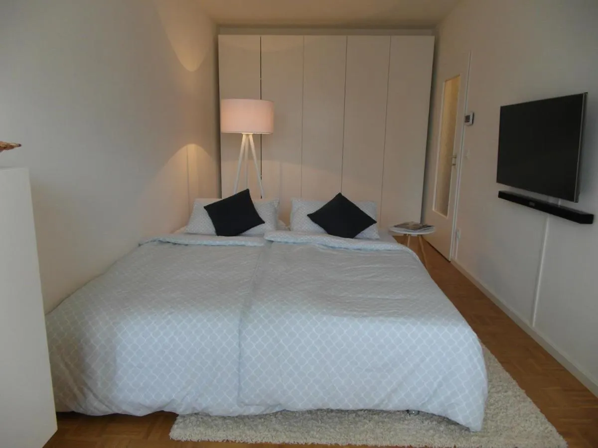 Cosy Little Apartment Munich